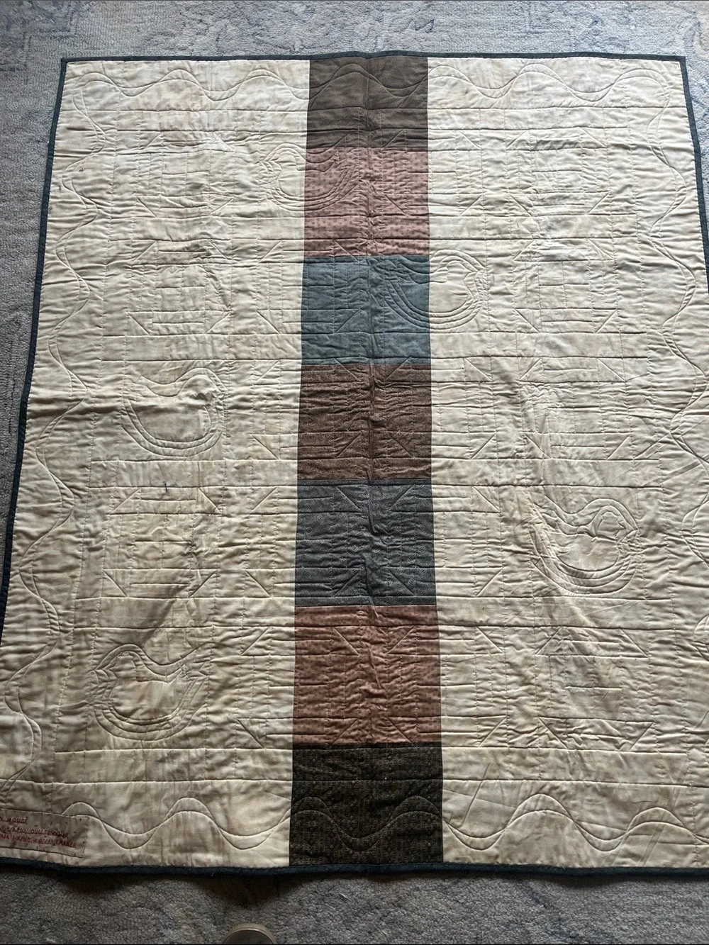 Handmade Hen House Quilt 51” x 61” Made by Maria Umhey